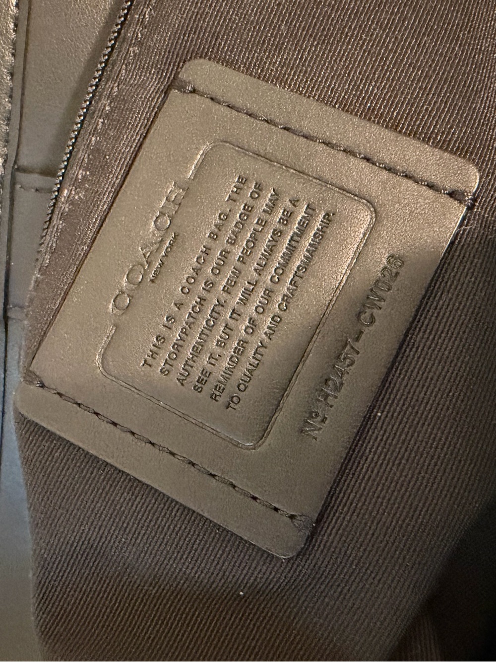 Unique Authentic Coach Purse - Picture 3 of 3